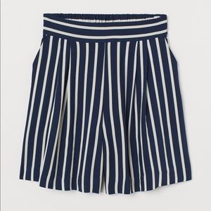 NWT H&M High Waisted Shorts